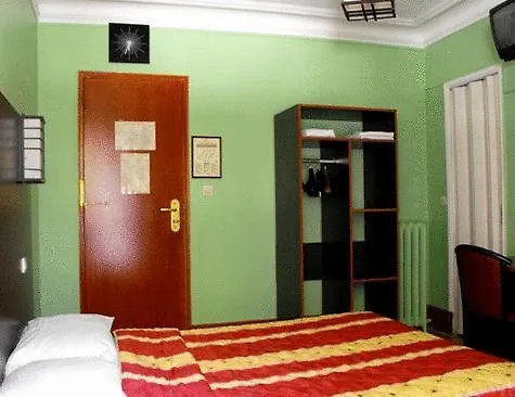 Hotel Cambrai Paříž