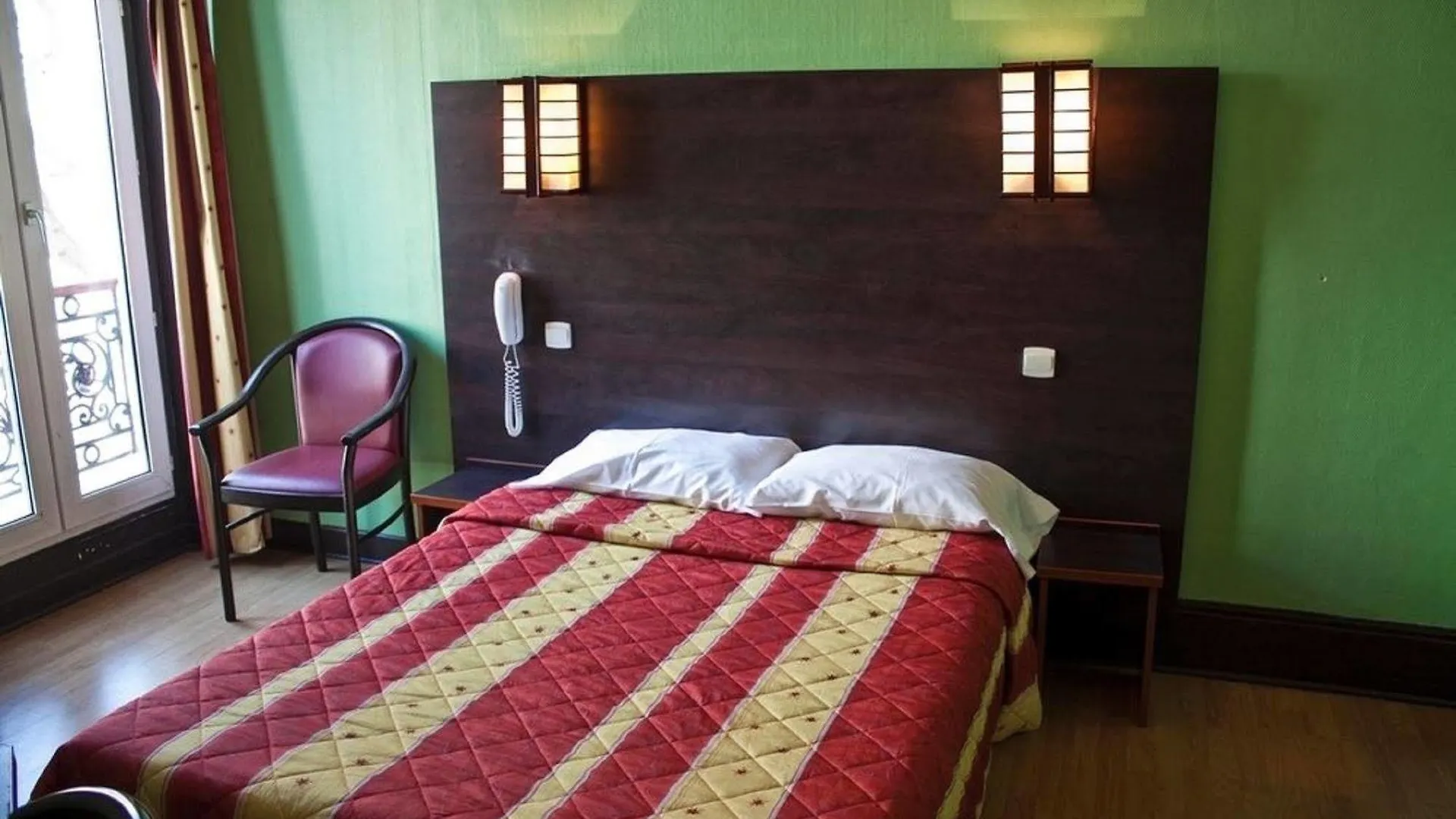 Cambrai Hotel
